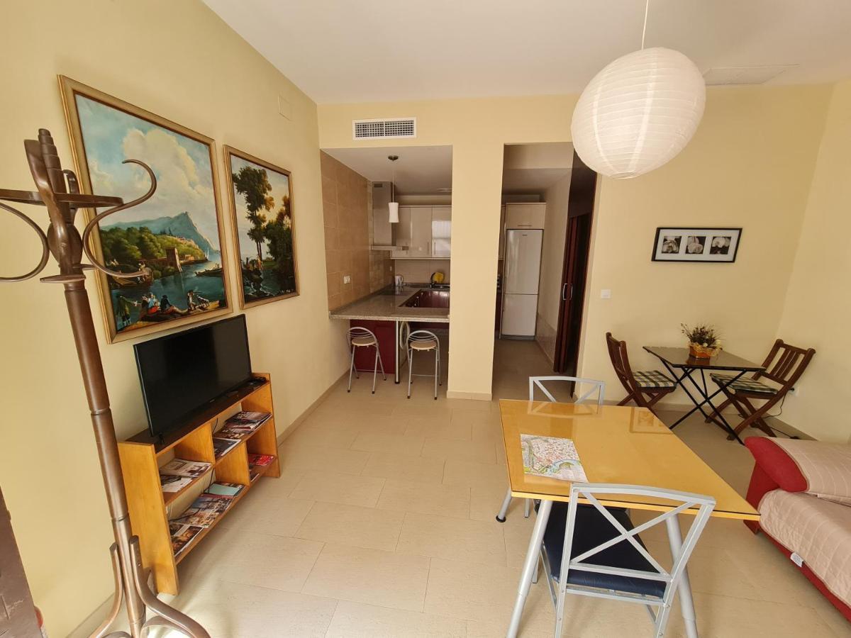 Apartamento Plaza De La Corredera กอร์โดบา ภายนอก รูปภาพ