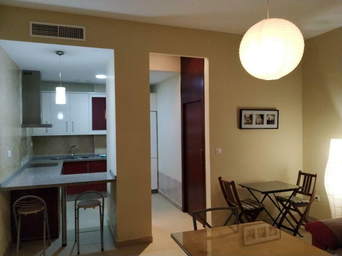 Apartamento Plaza De La Corredera กอร์โดบา ภายนอก รูปภาพ